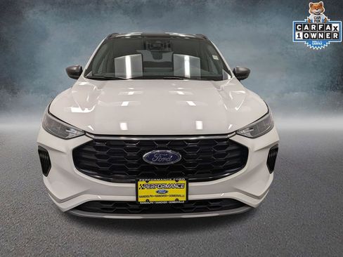 Used 2024 Ford Escape ST-Line w/ Tech Pack #1 AWD/4WD image 2