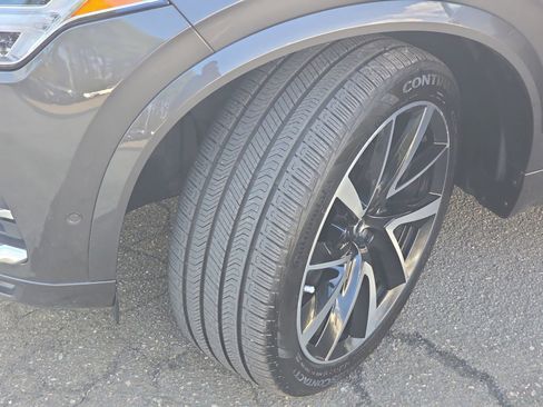 Used 2023 Volvo XC90 B6 Plus w/ Protection Package Premier image 38