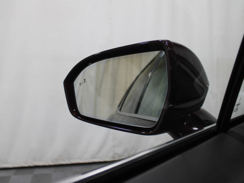 Certified 2021 Lincoln Nautilus Black Label image 12