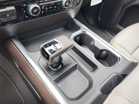 New 2026 GMC Sierra 1500 SLT w/ SLT Premium Plus Package image 30