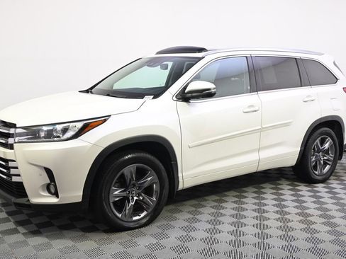 Used 2017 Toyota Highlander Limited Platinum w/ Protection Package #3 AWD/4WD image 2