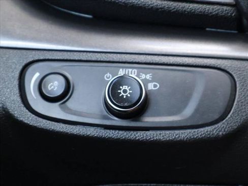 Used 2019 Buick Encore Preferred FWD image 16