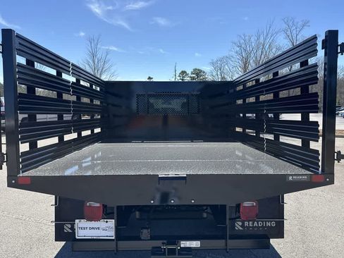 New 2025 GMC Sierra 3500 Pro w/ Convenience Package image 21