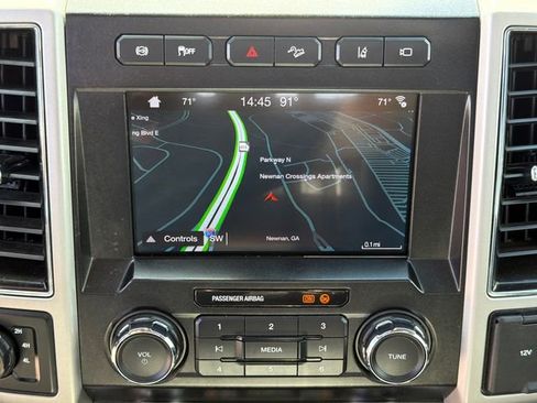 Used 2019 Ford F250 Lariat w/ Lariat Ultimate Package image 28