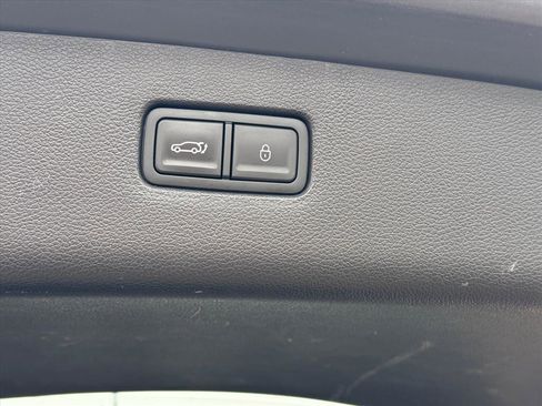 Used 2024 Genesis GV80 2.5T AWD/4WD image 6