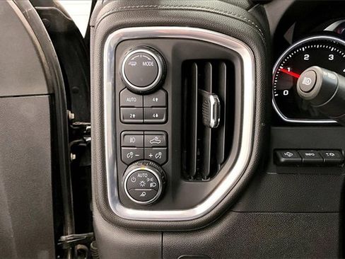 Used 2022 Chevrolet Silverado 2500 LTZ w/ Carhartt Edition image 36