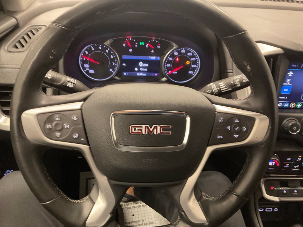Used 2024 GMC Terrain SLT AWD/4WD image 11