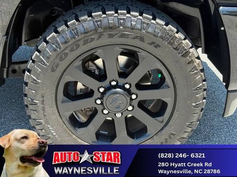 Used 2022 RAM 2500 Big Horn w/ Night Edition AWD/4WD image 29