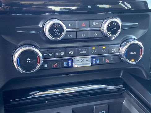 New 2026 Ford F250 Lariat w/ Black Appearance Package AWD/4WD image 23