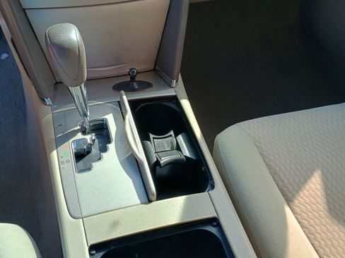 Used 2010 Toyota Camry FWD image 28