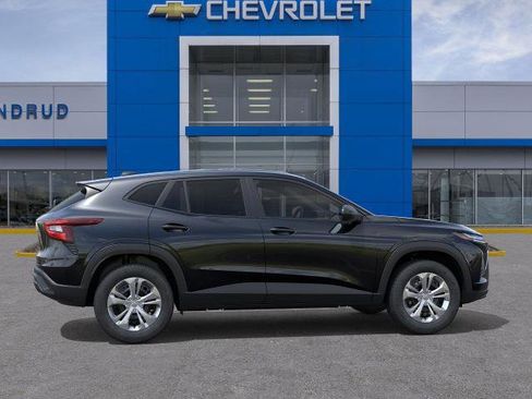 New 2026 Chevrolet Trax LS image 28