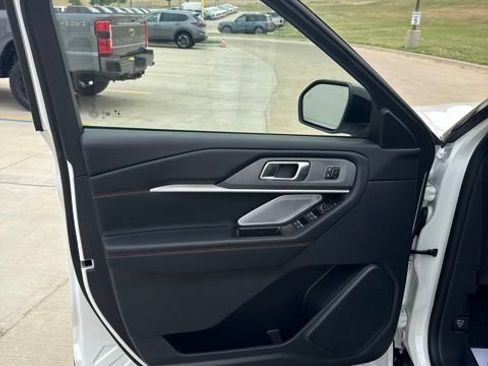 New 2026 Ford Explorer ST w/ Sun And Sound Package AWD/4WD image 15