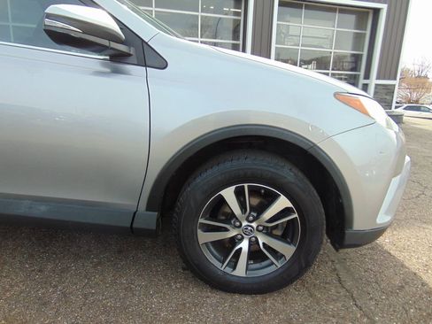 Used 2018 Toyota RAV4 XLE w/ Plus Extra Value Package image 11