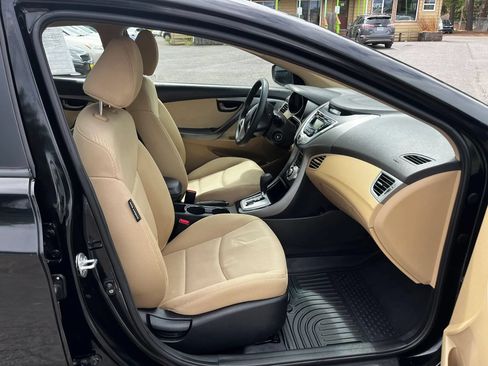 Used 2012 Hyundai Elantra GLS w/ Preferred Pkg 3 FWD image 15