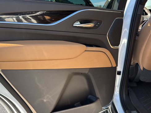 Used 2021 Cadillac Escalade Sport w/ Driver Assist Tech Package image 15