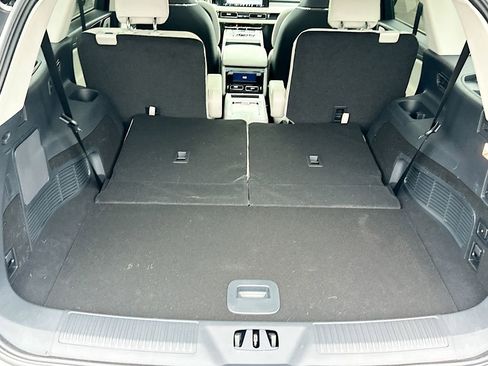 New 2026 Lincoln Aviator Reserve w/ Luxury Package RWD image 16