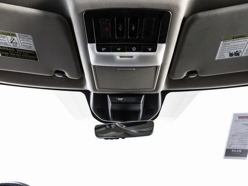 Used 2023 Nissan Rogue Platinum w/ Platinum Premium Package image 59