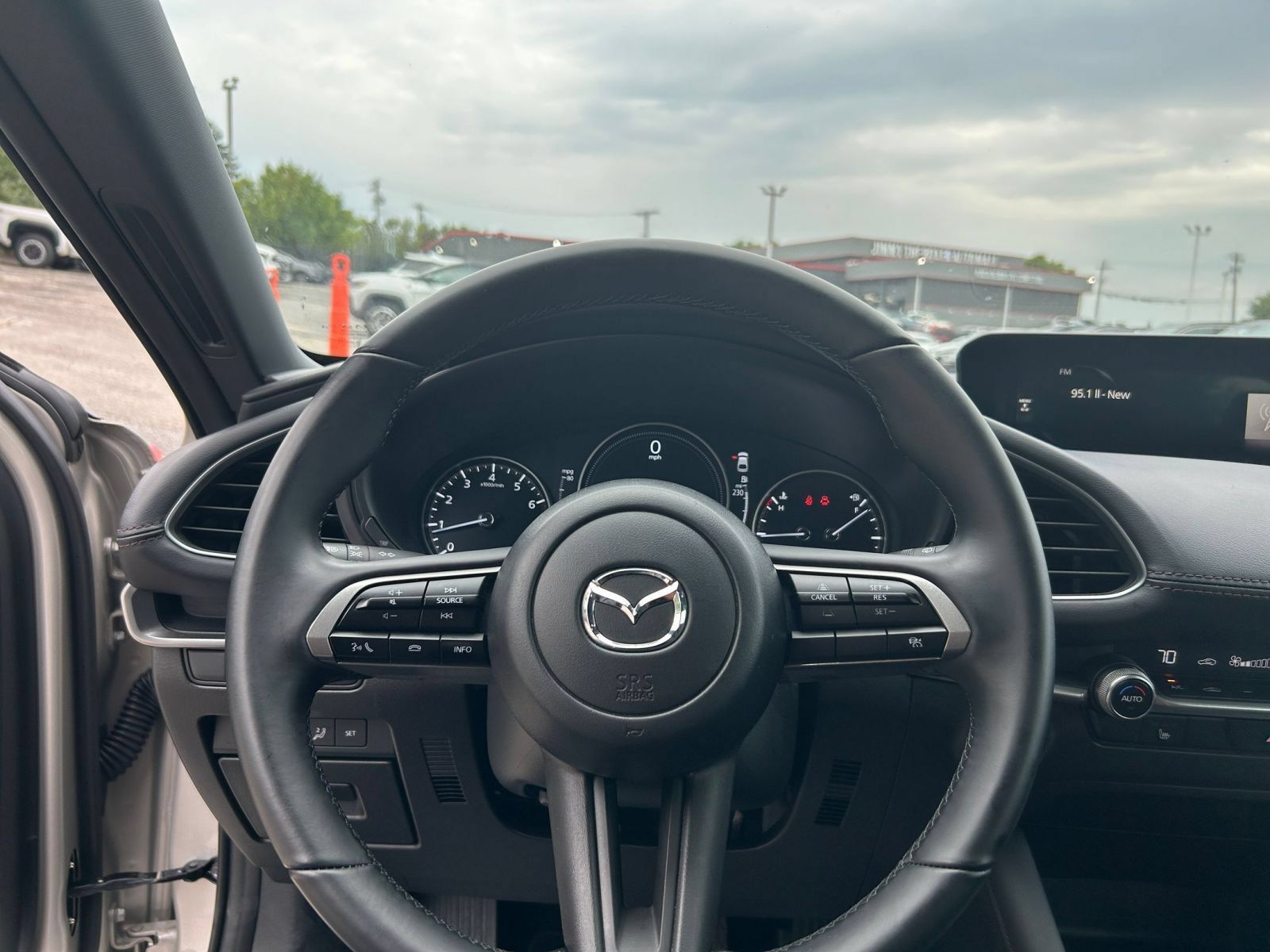 Used 2026 MAZDA MAZDA3 s FWD image 29