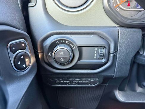 New 2026 Jeep Gladiator Mojave image 31