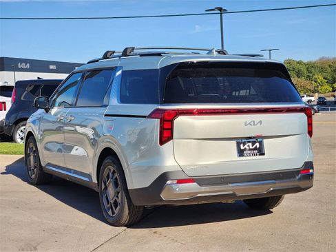 New 2026 Kia Carnival SX image 3