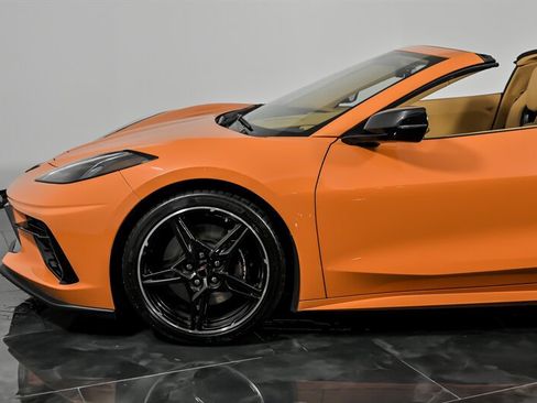 Used 2022 Chevrolet Corvette Stingray Premium Conv w/ Z51 Performance Package image 6