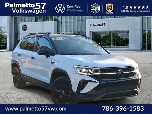 Certified 2024 Volkswagen Taos SE FWD image 1