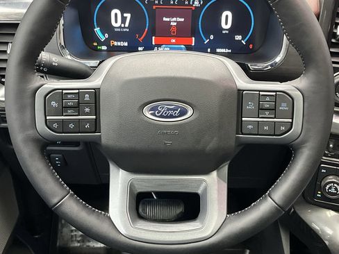 Used 2023 Ford F150 Lariat w/ Equipment Group 502A High image 17