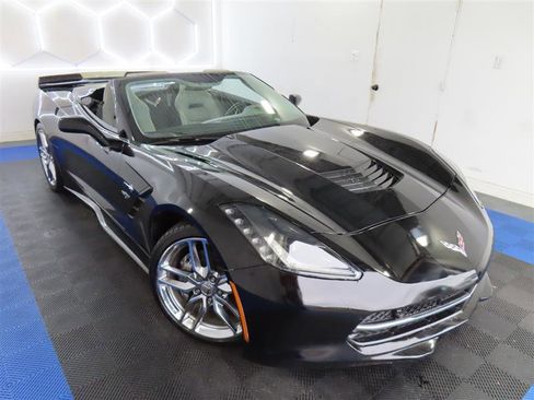 Used 2019 Chevrolet Corvette Stingray Convertible w/ 3LT Preferred Equipment Group image 7