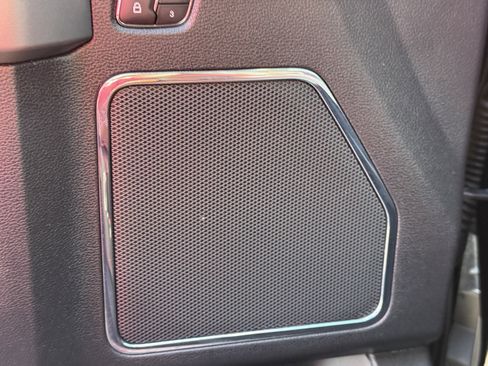 Certified 2019 Ford F450 Platinum w/ Platinum Ultimate Package image 17