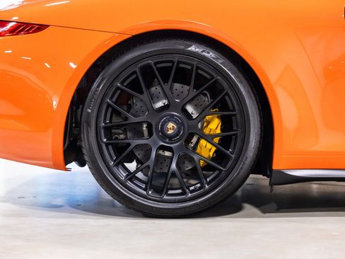 Used 2016 Porsche 911 GT3 RS image 24