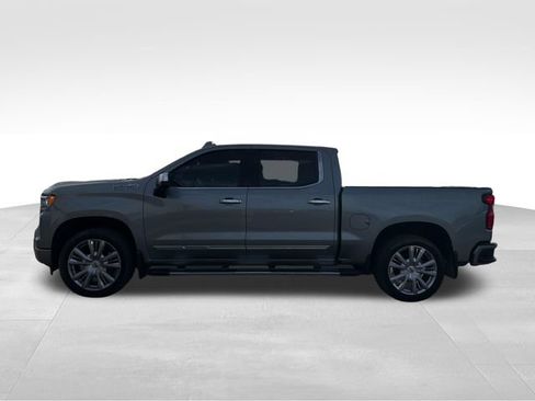 Used 2024 Chevrolet Silverado 1500 High Country w/ High Country Premium Package AWD/4WD image 10