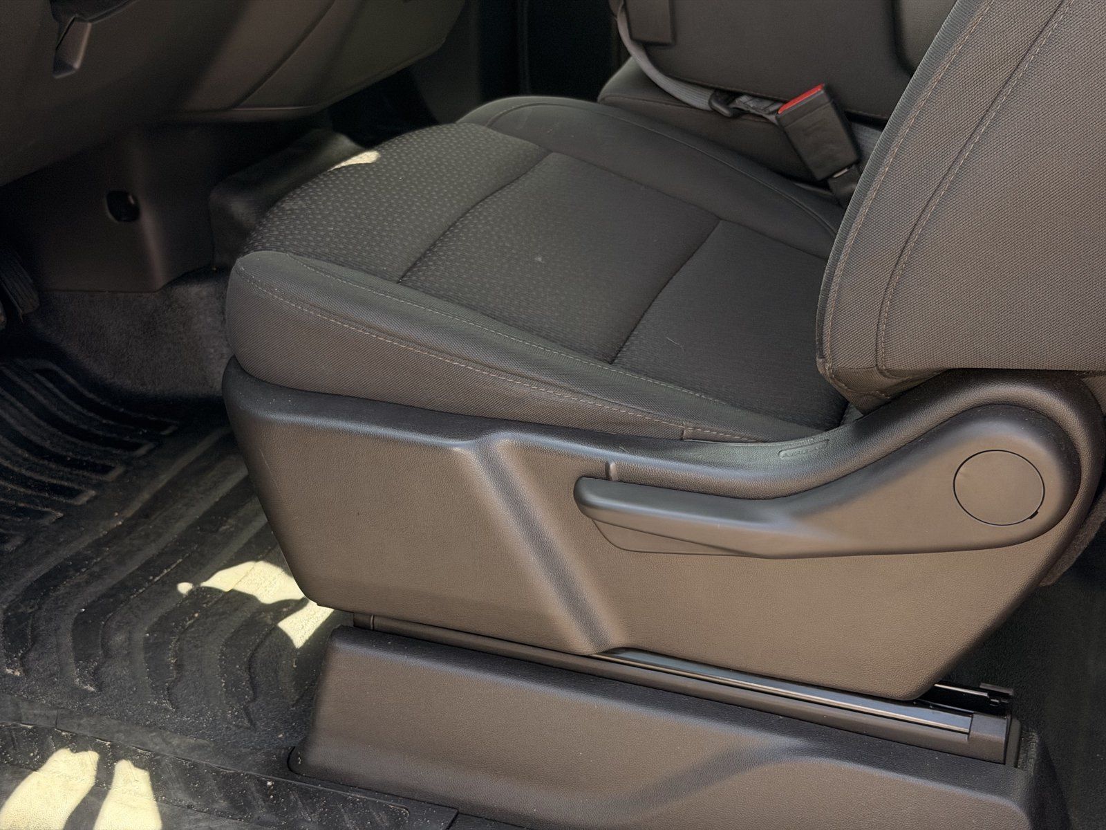 Used 2025 Chevrolet Silverado 1500 W/T RWD image 15