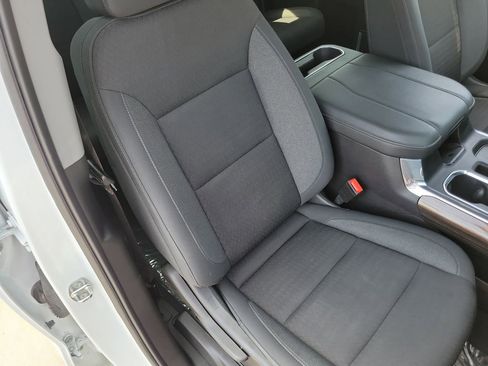 Used 2024 Chevrolet Silverado 1500 LT Trail Boss w/ Protection Package image 21