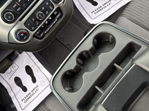 Used 2020 GMC Yukon SLE w/ HD Trailering Package image 28