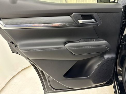 New 2026 GMC Terrain Elevation image 14