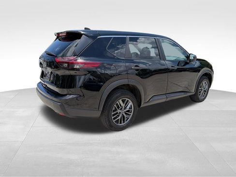 Certified 2024 Nissan Rogue S FWD image 7