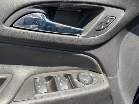 Used 2022 Chevrolet Equinox LT FWD image 15