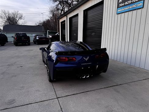 Used 2017 Chevrolet Corvette Stingray Coupe w/ 1LT image 13