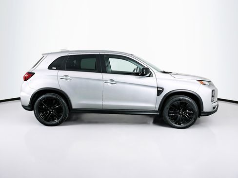 Used 2025 Mitsubishi Outlander Sport LE AWD/4WD image 10
