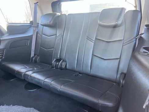 Used 2017 Cadillac Escalade Luxury image 20