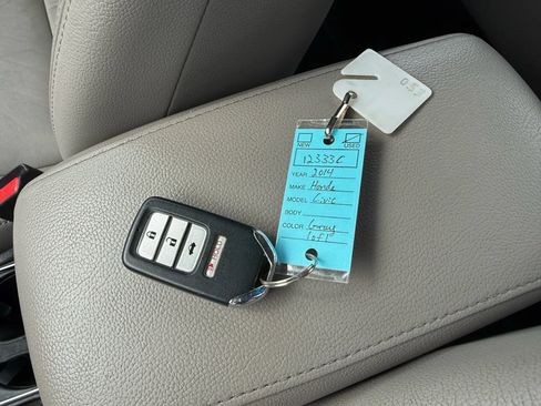 Used 2014 Honda Civic EX-L image 2