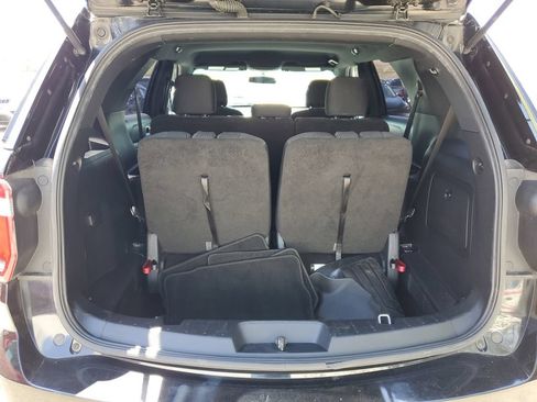 Used 2016 Ford Explorer XLT AWD/4WD image 8
