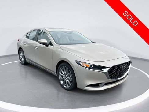 Used 2026 MAZDA MAZDA3 2.5 S Sedan w/ Preferred Pkg image 1