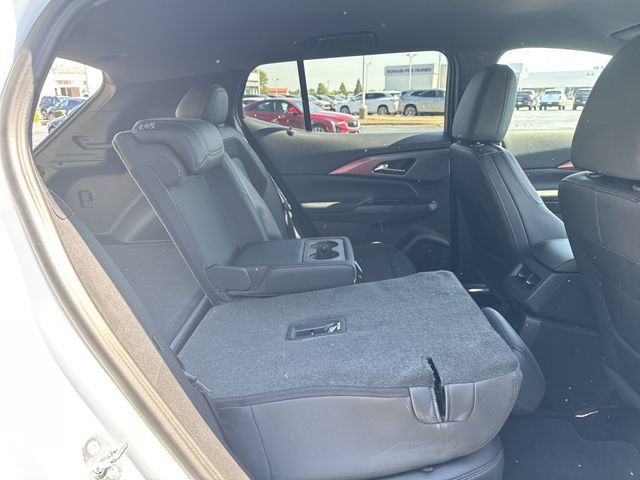 Certified 2024 Chevrolet Equinox EV RS FWD image 14