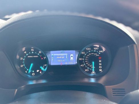 Used 2015 Ford Explorer XLT AWD/4WD image 41