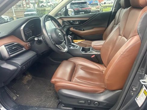Used 2021 Subaru Outback Touring AWD/4WD image 13