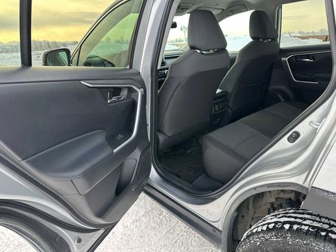 Used 2024 Toyota RAV4 XLE image 15