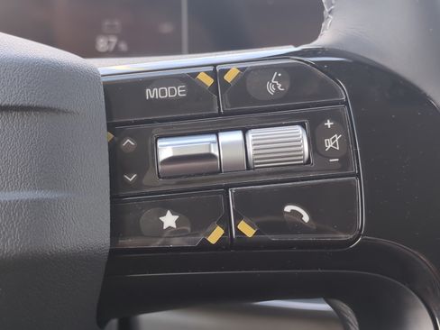 New 2026 Kia Sorento SX FWD image 14
