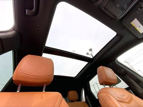 Used 2021 Cadillac XT5 Premium Luxury image 21