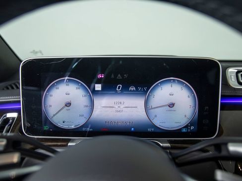 Used 2023 Mercedes-Benz Maybach S 580 4MATIC image 61